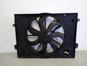 KIA SPORTAGE II 2.0 CRDI 04-10 WENTYLATOR CHŁODNICY 1/6 MINIATURA