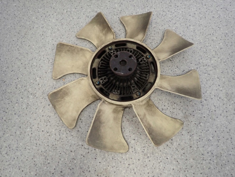 KIA PREGIO 2.0TD WENTYLATOR CHŁODNICY WISKOZA 3/3