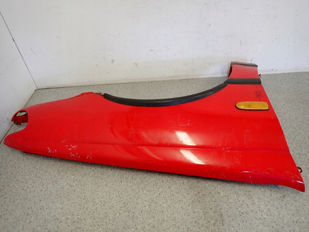 NISSAN SUNNY N14 92-95 BŁOTNIK PRZEDNI PRAWY 8/9