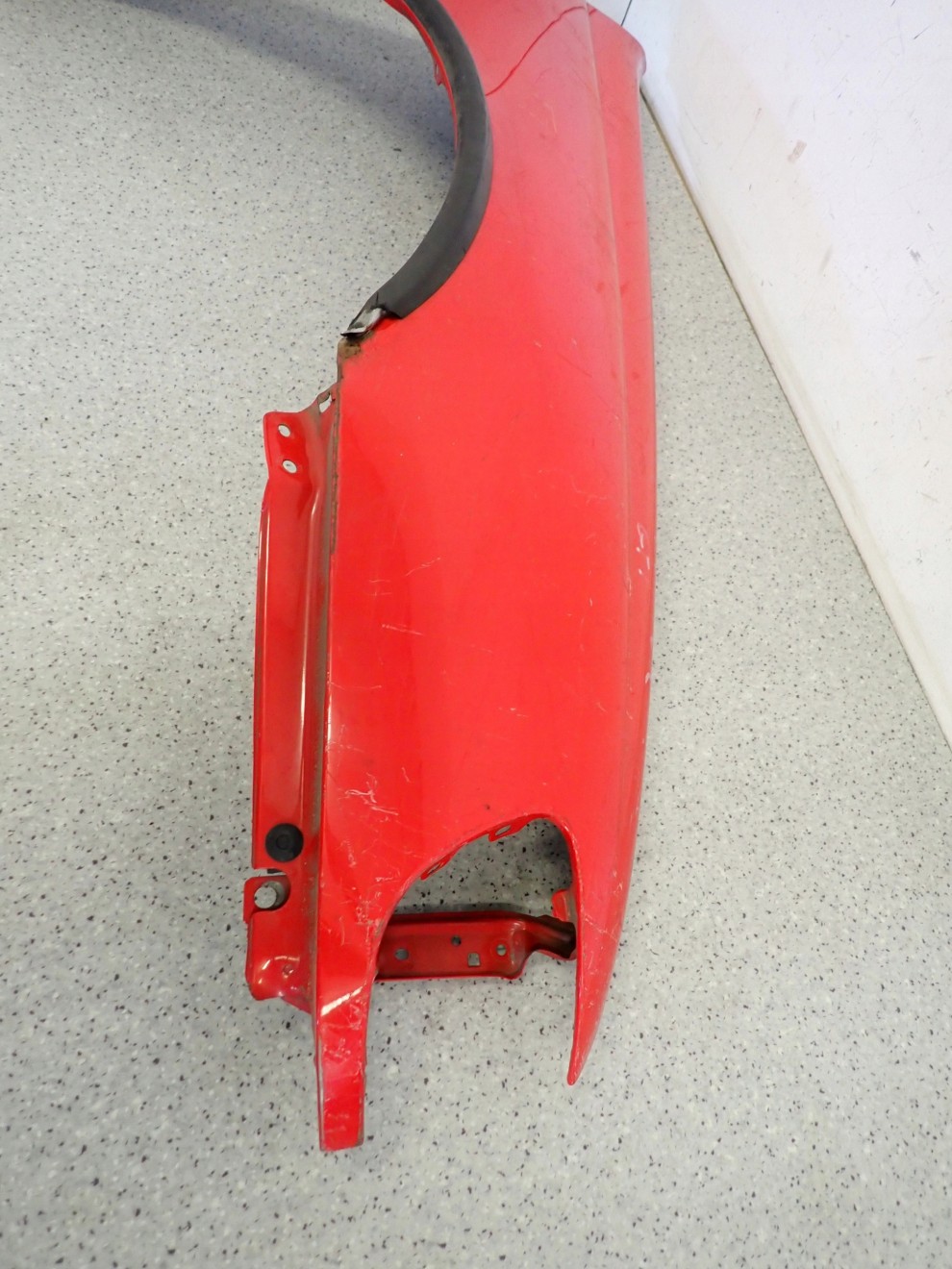 NISSAN SUNNY N14 92-95 BŁOTNIK PRZEDNI PRAWY 9/9