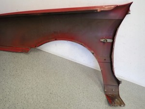 NISSAN SUNNY N14 92-95 BŁOTNIK PRZEDNI PRAWY 6/9 MINIATURA