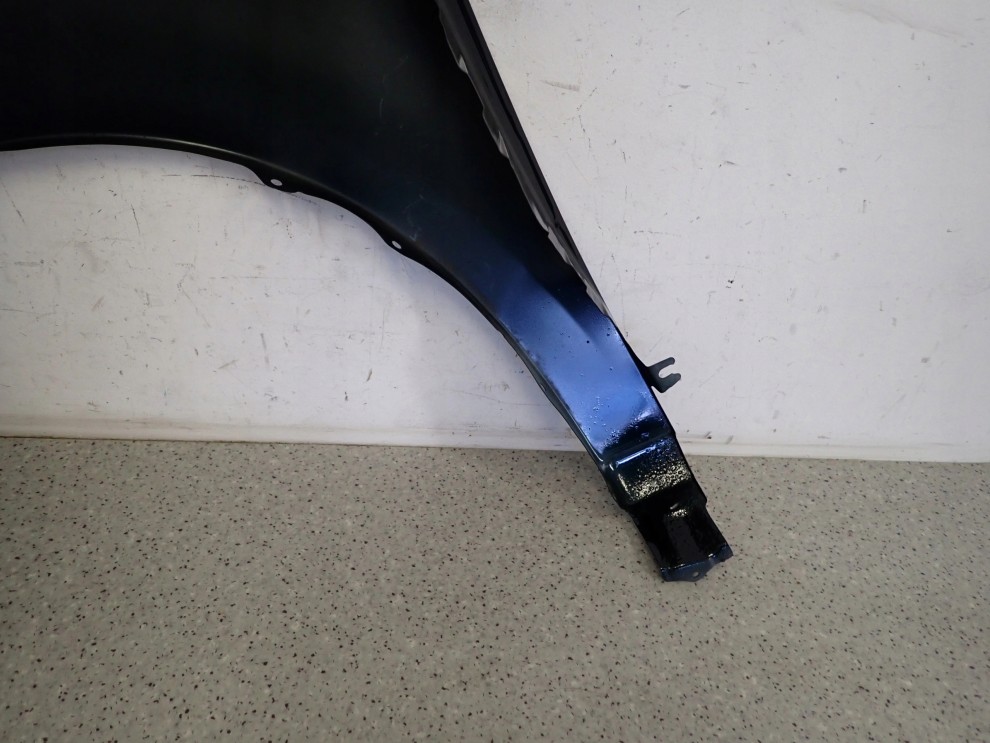 MAZDA MPV 98 -03 BŁOTNIK PRZEDNI PRAWY 7/8