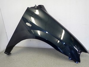 MAZDA MPV 98 -03 BŁOTNIK PRZEDNI PRAWY