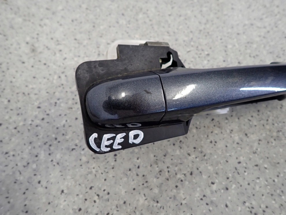 KIA CEED 06-12 KLAMKA PRZEDNIA PRAWA DRZWI 2/6