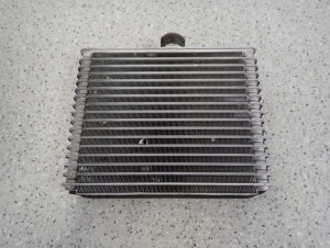 SUZUKI IGNIS 00-03 PAROWNIK KLIMATYZACJI 5/6 MINIATURA