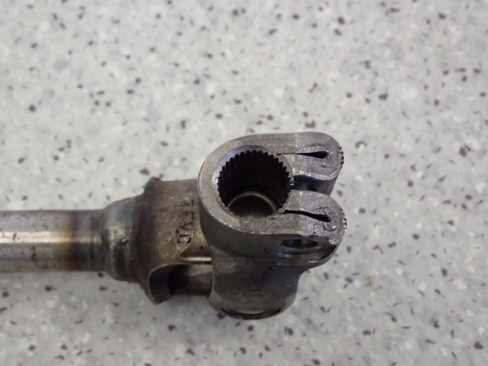 HYUNDAI GETZ 02- BENZYNA KRZYŻAK KOLUMNY KIEROWNICZEJ 3/4