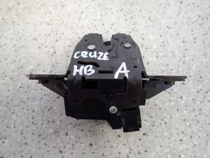 CHEVROLET CRUZE HB 5d 08-12 ZAMEK KLAPY BAGAŻNIKA