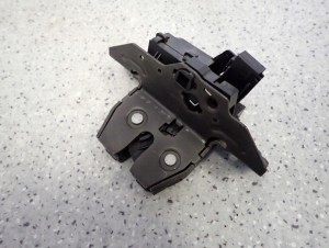 CHEVROLET CRUZE HB 5d 08-12 ZAMEK KLAPY BAGAŻNIKA 3/3 MINIATURA