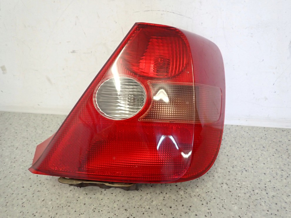 HONDA CIVIC EP 3d HB 01-03 LAMPA TYLNA PRAWA 1/7