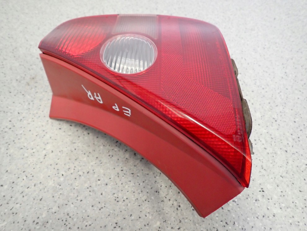 HONDA CIVIC EP 3d HB 01-03 LAMPA TYLNA PRAWA 5/7