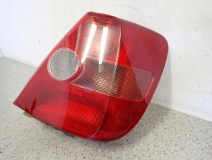 HONDA CIVIC EP 3d HB 01-03 LAMPA TYLNA PRAWA 3/7 MINIATURA