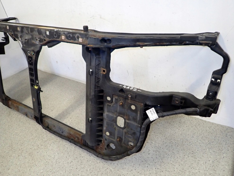 HYUNDAI SONATA 05- PAS PRZEDNI 3/13