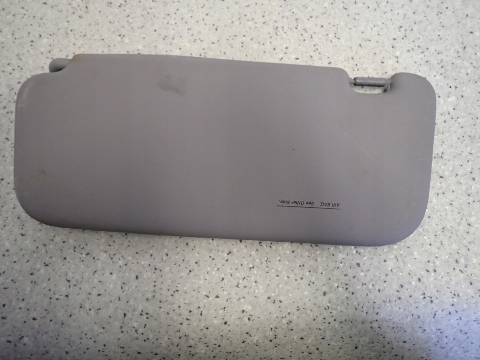 HYUNDAI GETZ 02-10 DASZEK PRZECIWSŁONECZNY PRAWY 3/3