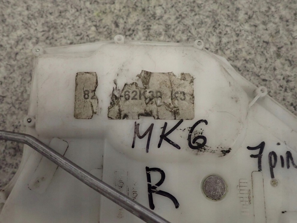 SUZUKI SWIFT HB 04-09 ZAMEK DRZWI PRZEDNI PRAWY 2/5