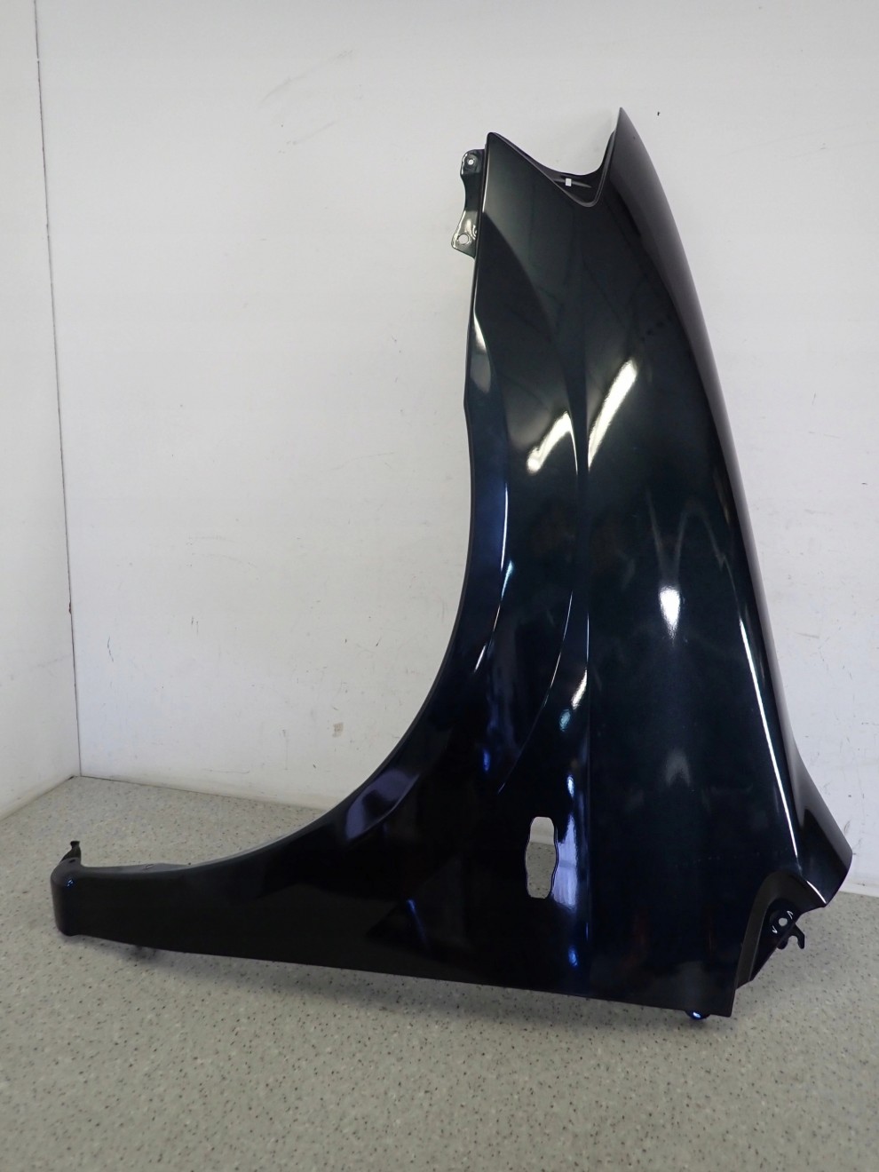 MAZDA MPV 98 -03 BŁOTNIK PRZEDNI LEWY 2/9