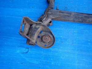 KIA SOUL I 09- BELKA ZAWIESZENIA TYLNEGO 8/14 MINIATURA