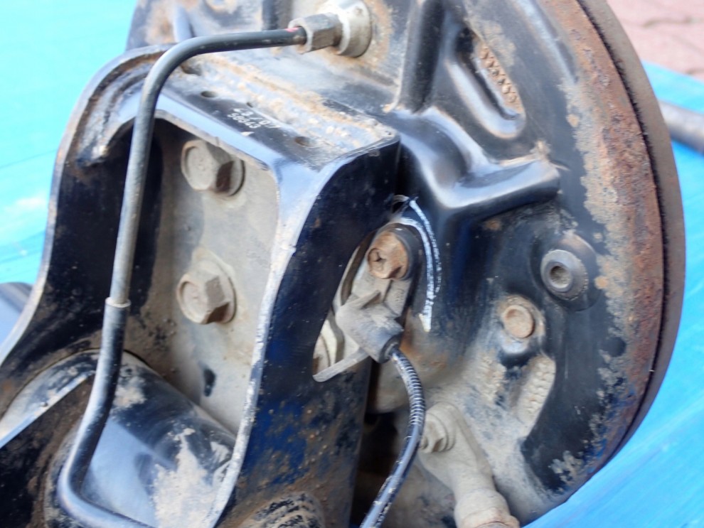 SUZUKI SWIFT 07-09 BELKA TYLNA ZAWIESZENIA 9/12