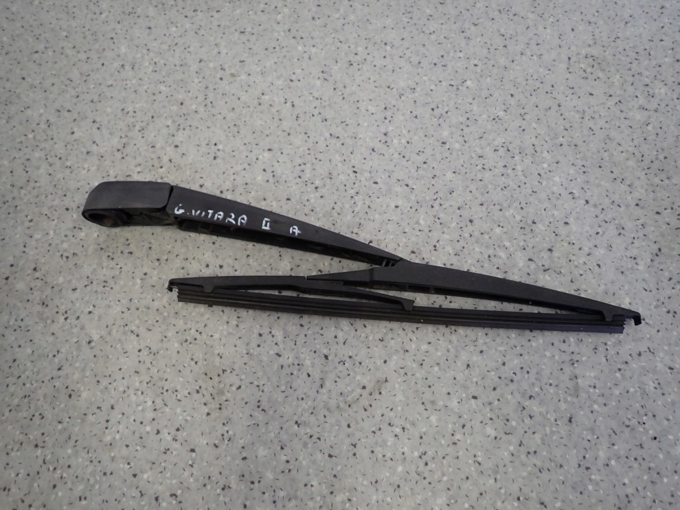 SUZUKI GRAND VITARA 06- II RAMIE WYCIERACZKI TYLNEJ 1/4