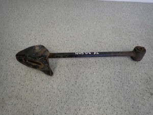 LACETTI NUBIRA KOMBI 03- WAHACZ TYLNY LEWY 2/5 MINIATURA