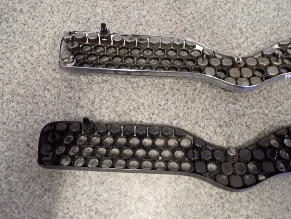 TOYOTA YARIS 99-02 ATRAPA PRZEDNIA GRILL 6/7