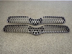 TOYOTA YARIS 99-02 ATRAPA PRZEDNIA GRILL 2/7 MINIATURA