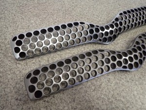 TOYOTA YARIS 99-02 ATRAPA PRZEDNIA GRILL 3/7 MINIATURA