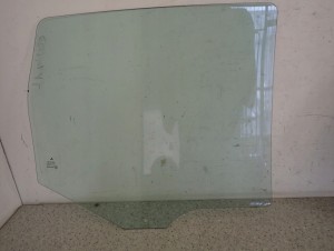 MITSUBISHI COLT CZ 5d 2007-2012 SZYBA TYLNA LEWA OPUSZCZANA LIFT 6/6 MINIATURA