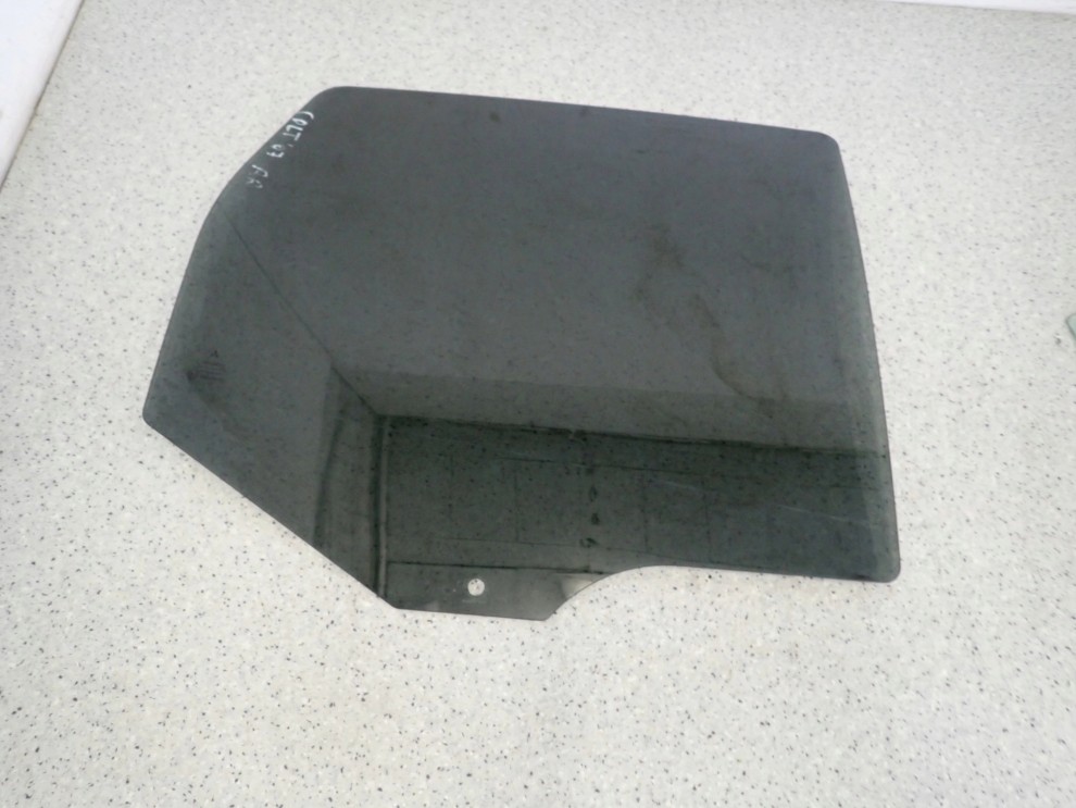 MITSUBISHI COLT CZ 5d 2007-2012 SZYBA TYLNA PRAWA OPUSZCZANA LIFT 2/5