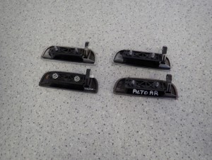 SUZUKI ALTO PIXO 09- KLAMKA DRZWI PRZEDNIA PRAWA 4/7 MINIATURA