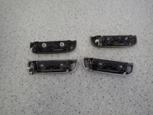 SUZUKI ALTO PIXO 09- KLAMKA DRZWI PRZEDNIA PRAWA 6/7 MINIATURA