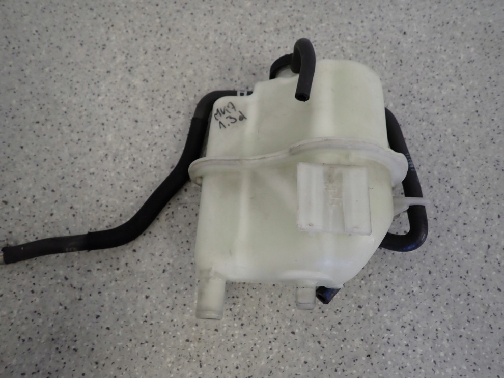 SUZUKI SWIFT 10- 1.3 DDIS MK7 ZBIORNICZEK WYRÓWNAWCZY 2/6