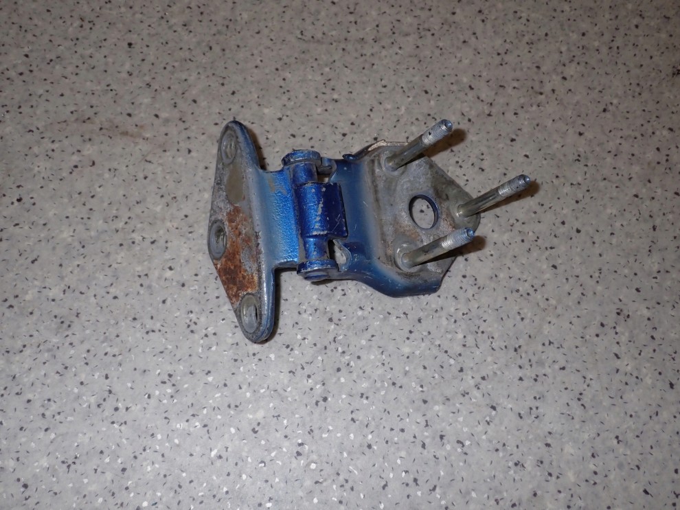 TOYOTA RAV4 RAV 4 99-05 ZAWIAS TYLNEJ KLAPY DZWI TYLNYCH 5/7