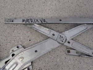 HYUNDAI MATRIX 07- PODNOSNIK SZYBY PRZÓD PRAWY 5/8 MINIATURA