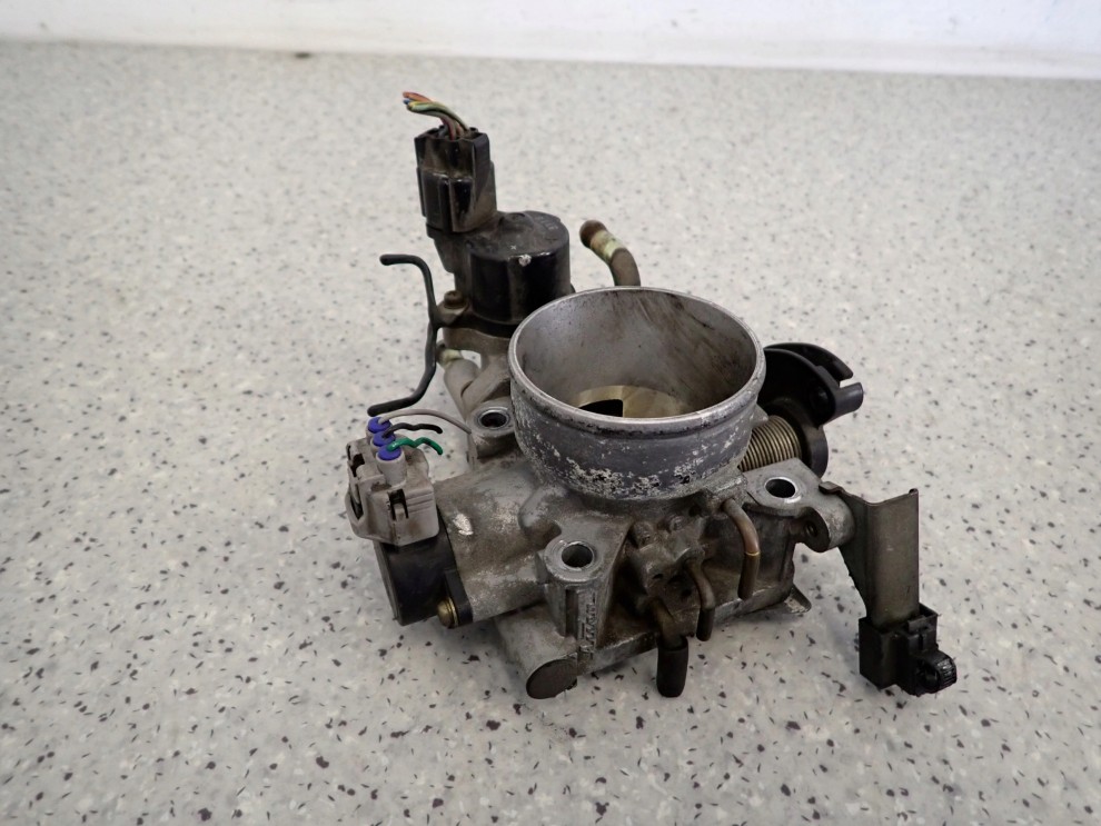 MITSUBISHI LANCER VII 1.6I PRZEPUSTNICA POWIETRZA 2/6