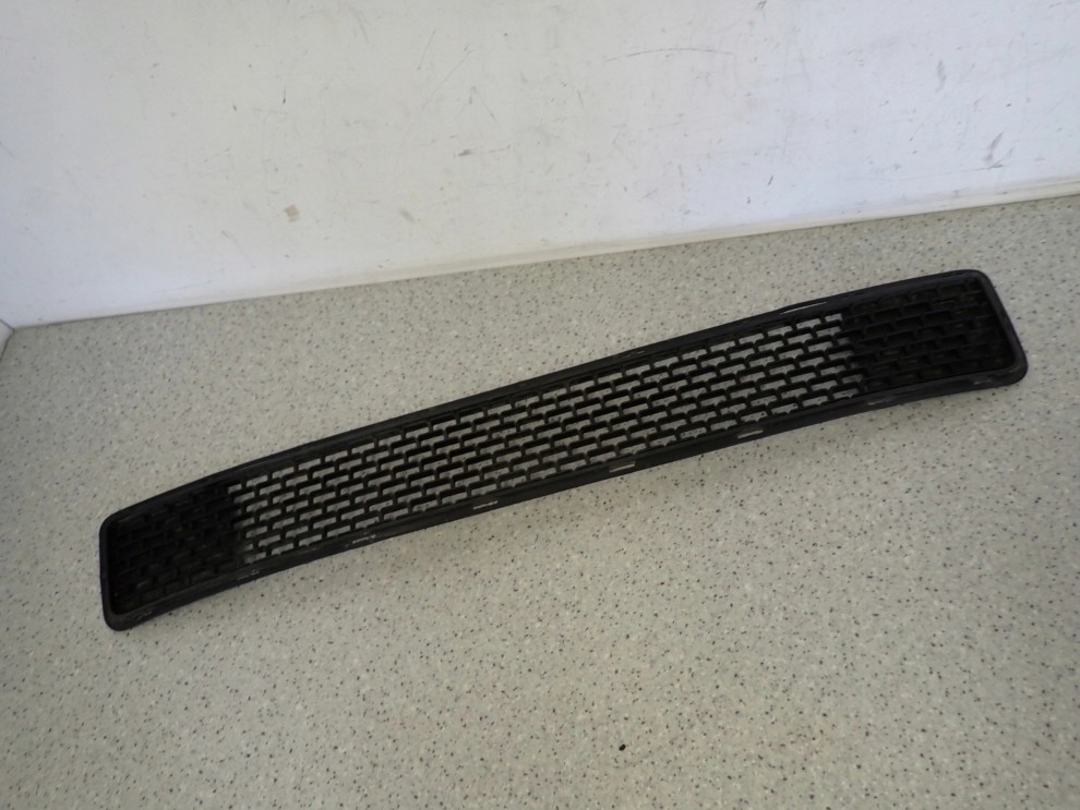 HYUNDAI MATRIX 05-08 ATRAPA GRILL 4/8