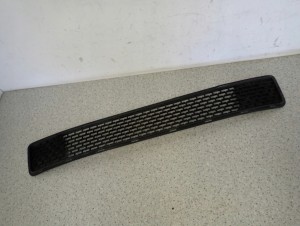 HYUNDAI MATRIX 05-08 ATRAPA GRILL 4/8 MINIATURA