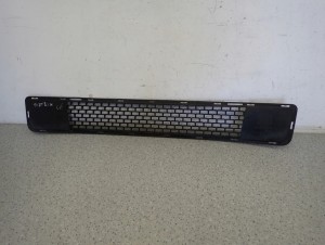 HYUNDAI MATRIX 05-08 ATRAPA GRILL 5/8 MINIATURA