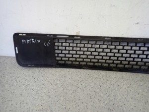 HYUNDAI MATRIX 05-08 ATRAPA GRILL 7/8 MINIATURA