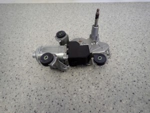 TOYOTA AVENSIS T25 5D LIFTBACK SILNICZEK WYCIERACZEK TYŁ EU 6/7 MINIATURA