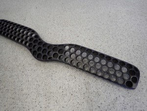 TOYOTA YARIS 99-02 ATRAPA PRZEDNIA GRILL 3/6 MINIATURA