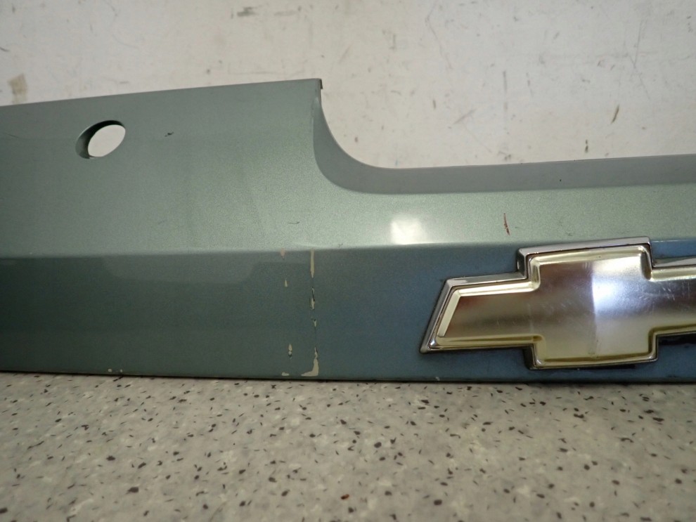 LACETTI NUBIRA KOMBI 03- LISTWA KLAPY BAGAŻNIKA 4/8