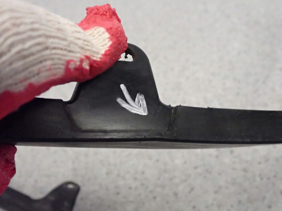 TOYOTA COROLLA E12 04- LISTWA ZDERZAKA PRZÓD LEWA PRAWA 7/8