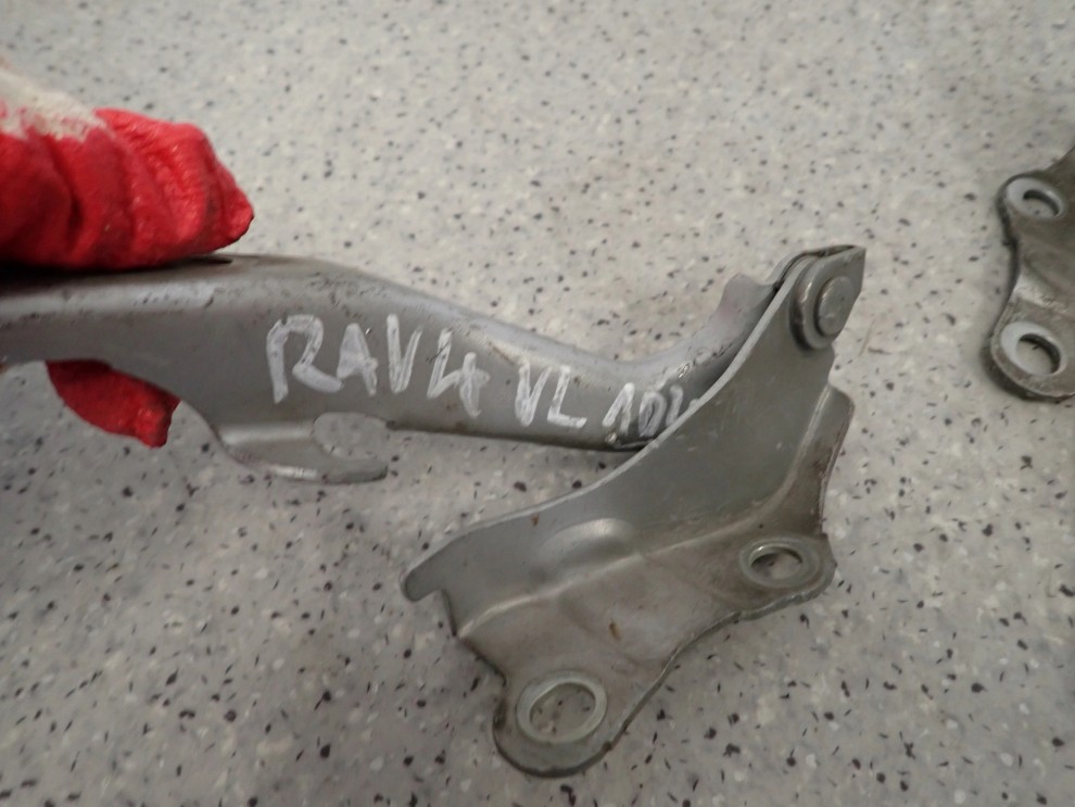 TOYOTA RAV4 01-05 ZAWIASY MASKI 1D4 3/4