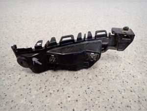 SUZUKI SPLASH 09-14 ŚLIZG ZDERZAKA PRZEDNI PRAWY