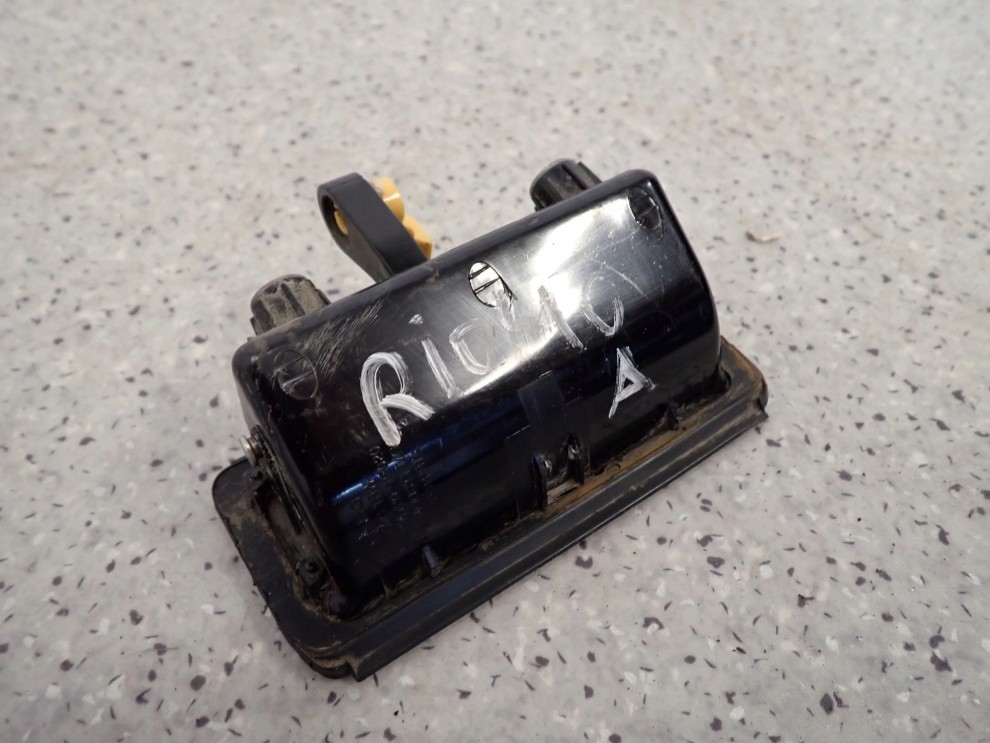 KIA RIO 05-10 KLAMKA KLAPY BAGAŻNIKA 3/3