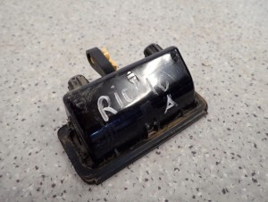 KIA RIO 05-10 KLAMKA KLAPY BAGAŻNIKA 3/3 MINIATURA