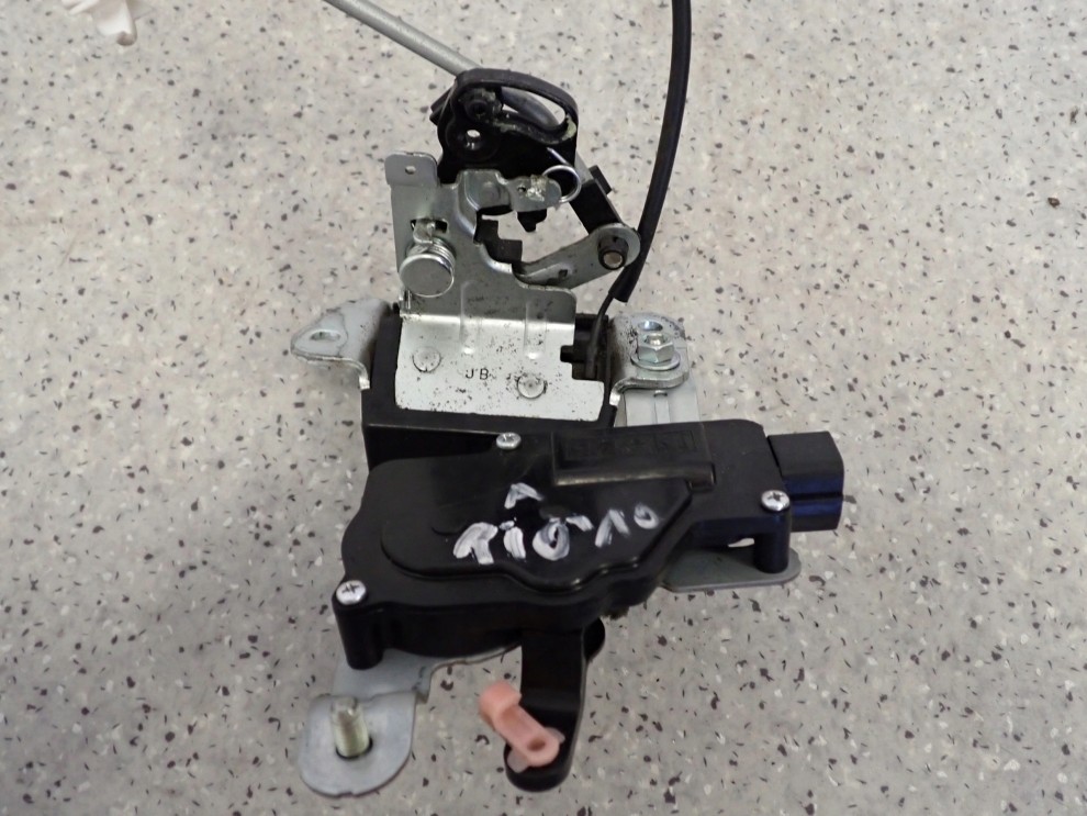 KIA RIO 05-10 ZAMEK KLAPY BAGAŻNIKA 4/5