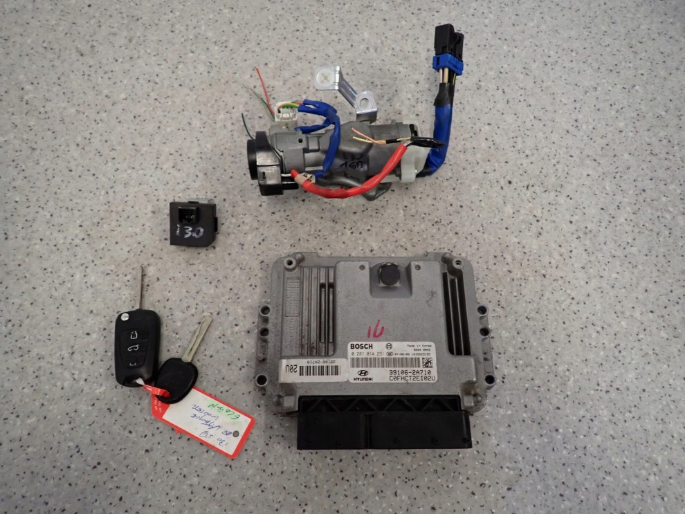 HYUNDAI I30 06-09 ZESTAW STARTOWY 1.6 CRDI STACYJKA KOMPUTER 1/7