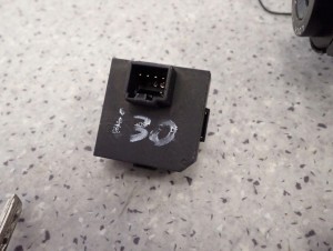 HYUNDAI I30 06-09 ZESTAW STARTOWY 1.6 CRDI STACYJKA KOMPUTER 4/7 MINIATURA