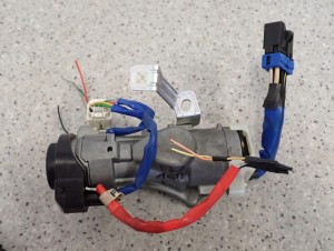 HYUNDAI I30 06-09 ZESTAW STARTOWY 1.6 CRDI STACYJKA KOMPUTER 5/7 MINIATURA